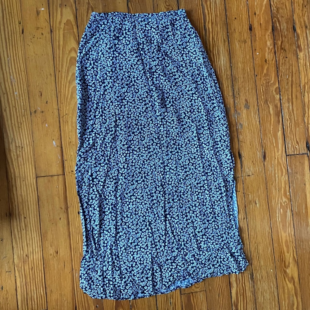 Blue & White Floral Midi Skirt - Kathie Lee - Small